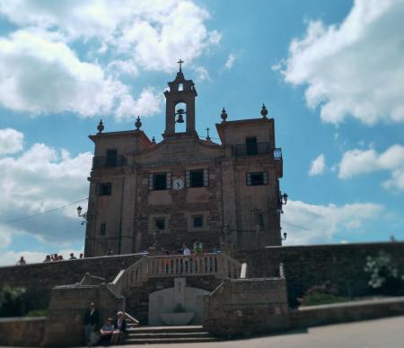 Imaxe: Losón (Our Lady of O Corpiño Sanctuary)